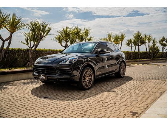 PORSCHE CAYENNE 2019