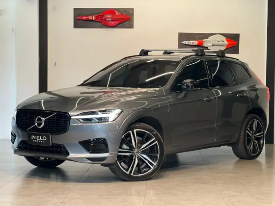 VOLVO XC60 2021