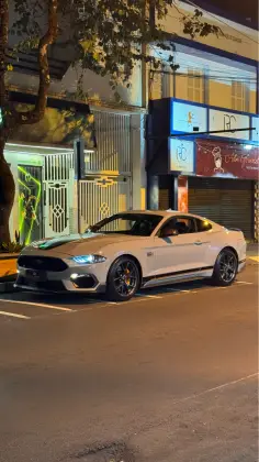FORD MUSTANG 2022