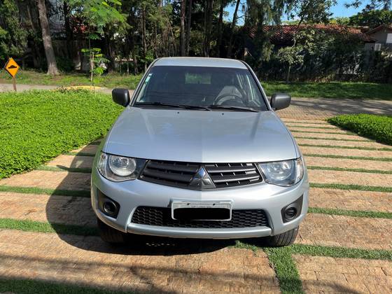 MITSUBISHI L200 TRITON 2016