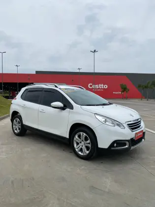 PEUGEOT 2008 2017