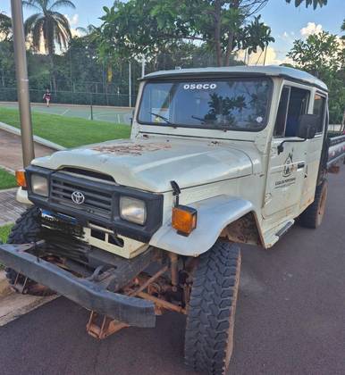 TOYOTA BANDEIRANTE 1996