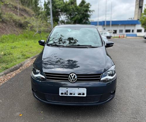VOLKSWAGEN FOX 2014