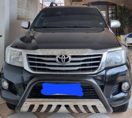 TOYOTA HILUX 2012