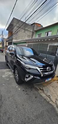 TOYOTA HILUX SW4 2020