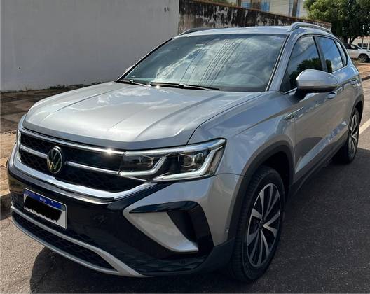 VOLKSWAGEN TAOS 2023