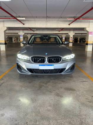 BMW 320i 2023
