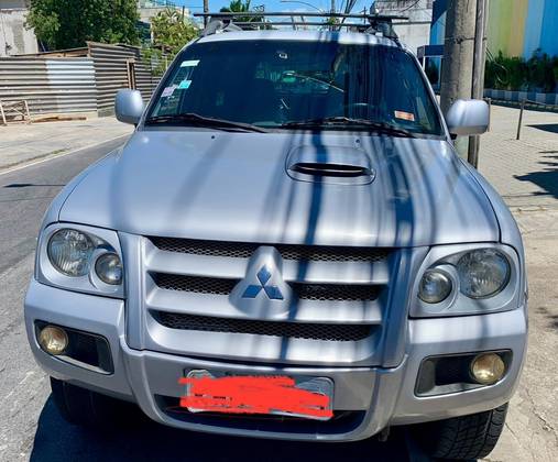 MITSUBISHI PAJERO SPORT 2010