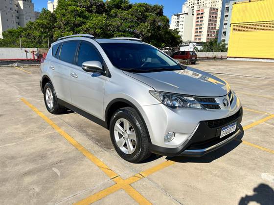 TOYOTA RAV4 2013