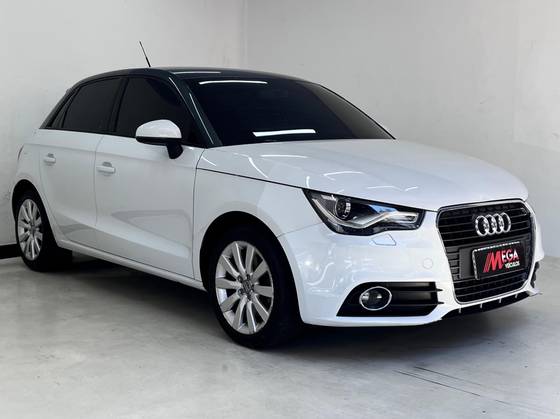 AUDI A1 2013