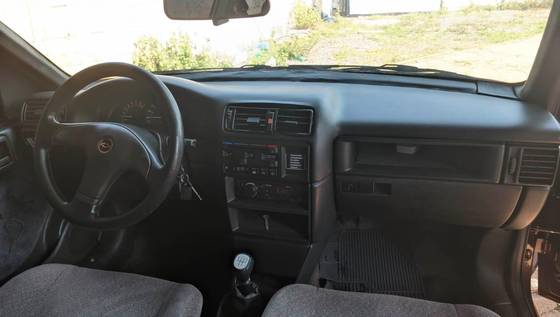 CHEVROLET VECTRA 1994