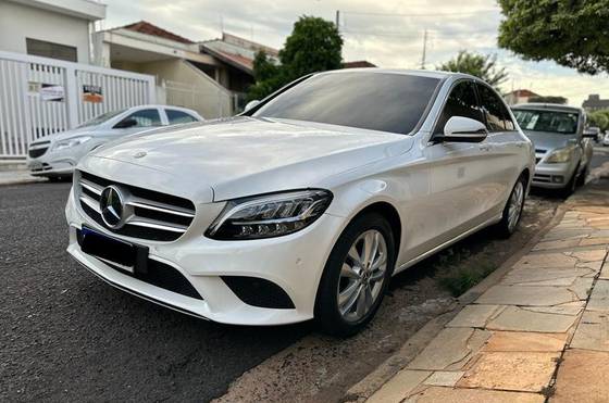 MERCEDES-BENZ C 180 2020