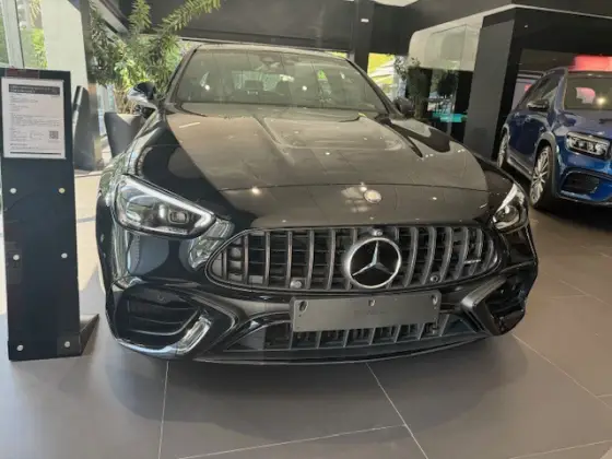 MERCEDES-BENZ C 63 AMG 2024