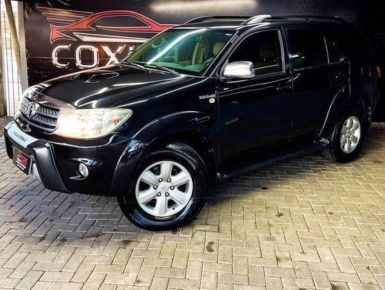 TOYOTA HILUX SW4 2011