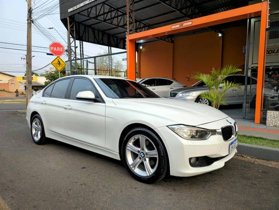 BMW 320i 2015