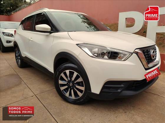NISSAN KICKS 2021