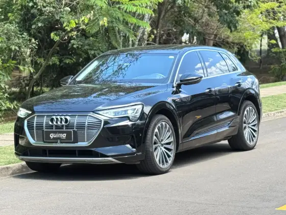 AUDI E-TRON 2020