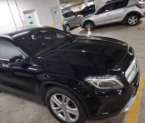 MERCEDES-BENZ GLA 200 2016