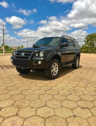 MITSUBISHI PAJERO 2010