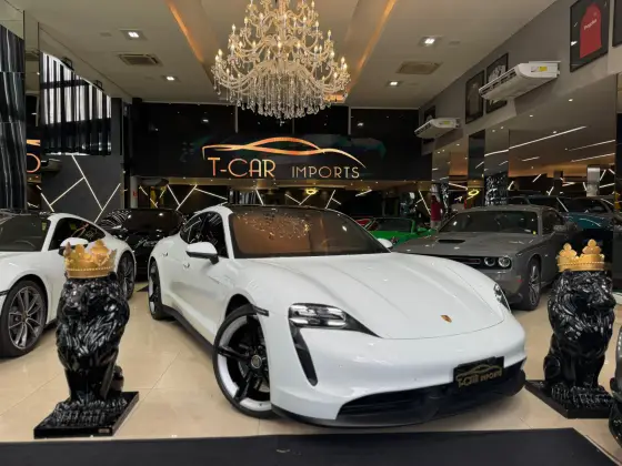 PORSCHE TAYCAN 2022