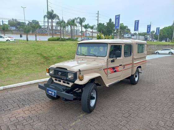 TOYOTA BANDEIRANTE 1994