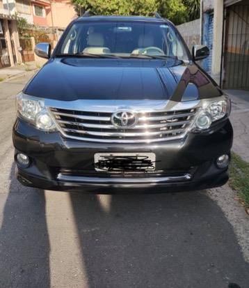 TOYOTA HILUX SW4 2013