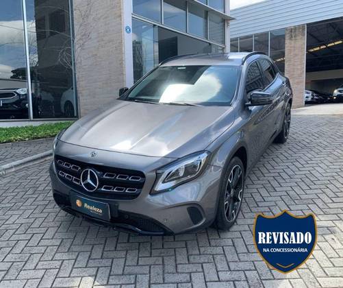 MERCEDES-BENZ GLA 200 2019