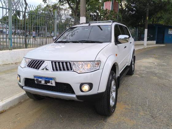 MITSUBISHI PAJERO DAKAR 2013