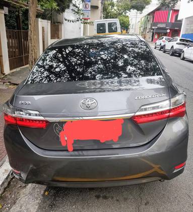 TOYOTA COROLLA 2018