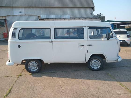 VOLKSWAGEN KOMBI 2013