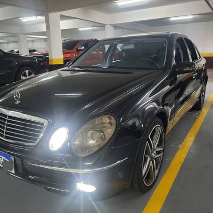 MERCEDES-BENZ E 500 2004