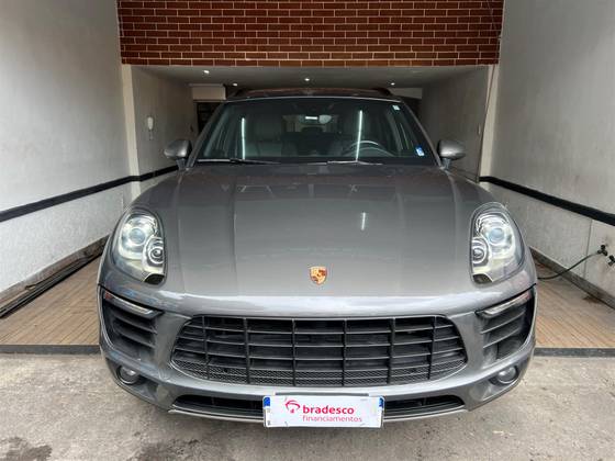 PORSCHE MACAN 2015