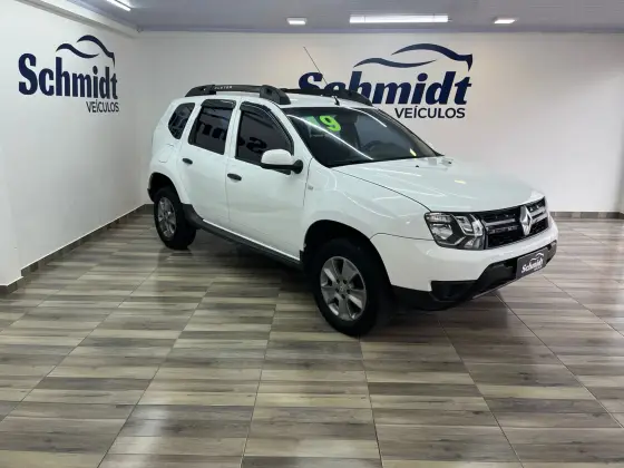 RENAULT DUSTER 2019