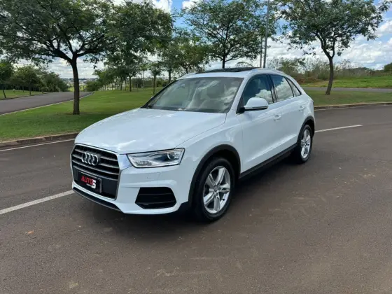 AUDI Q3 2019