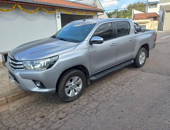 TOYOTA HILUX 2018
