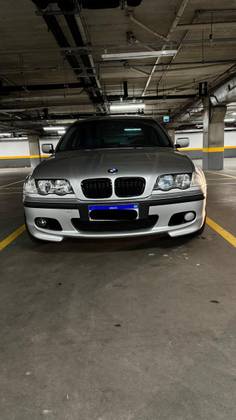 BMW 325i 2001