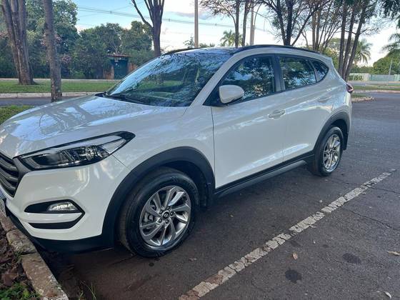 HYUNDAI TUCSON 2020