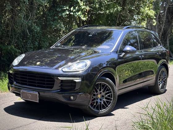 PORSCHE CAYENNE 2018