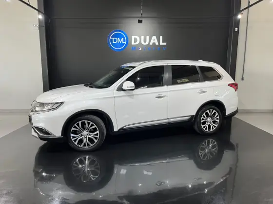 MITSUBISHI OUTLANDER 2018