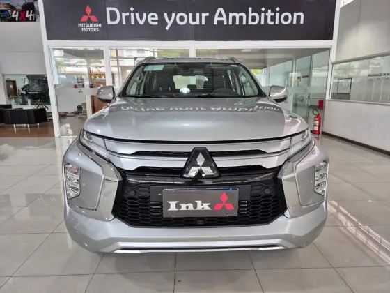 MITSUBISHI PAJERO SPORT 2024