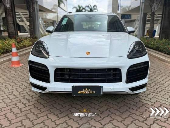 PORSCHE CAYENNE 2023