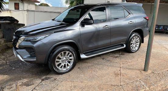 TOYOTA HILUX SW4 2021