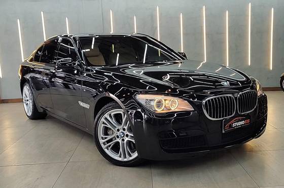 BMW 750i 2012