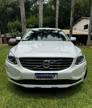 VOLVO XC60 2017