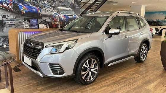 SUBARU FORESTER 2023