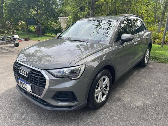 AUDI Q3 2021