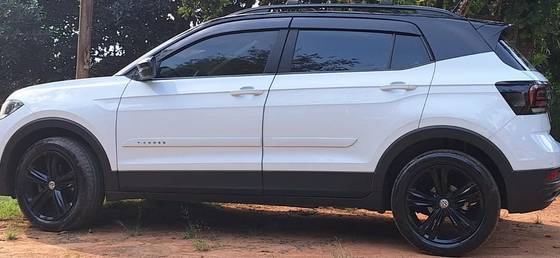 VOLKSWAGEN T-CROSS 2020