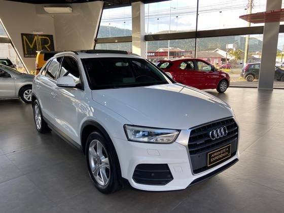 AUDI Q3 2016