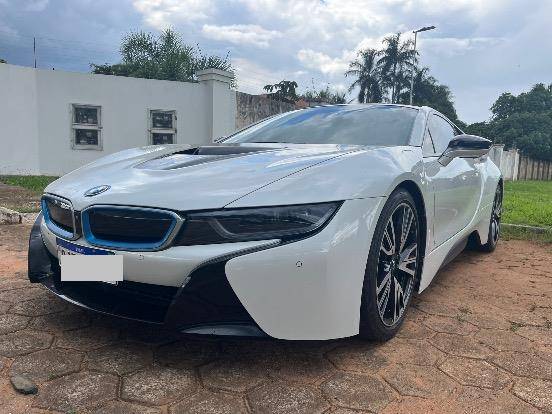 BMW i8 2016