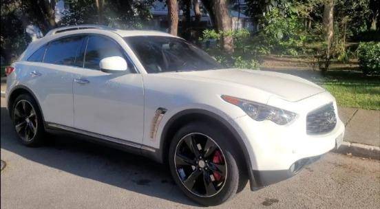 INFINITI FX50 2011